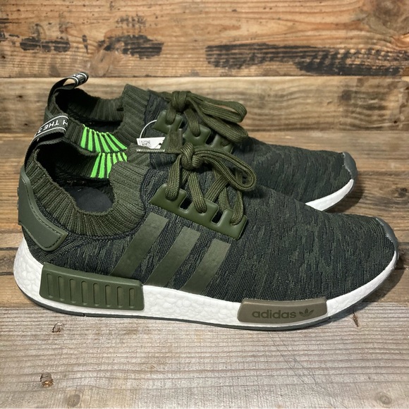 Adidas Men’s NMD R1 Primeknit Shoes CQ2445 Dark Green Camo sz 11 11.5 12 13 - Picture 2 of 9